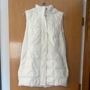 Women's White LandsEnd Quilted Down Hooded Vest